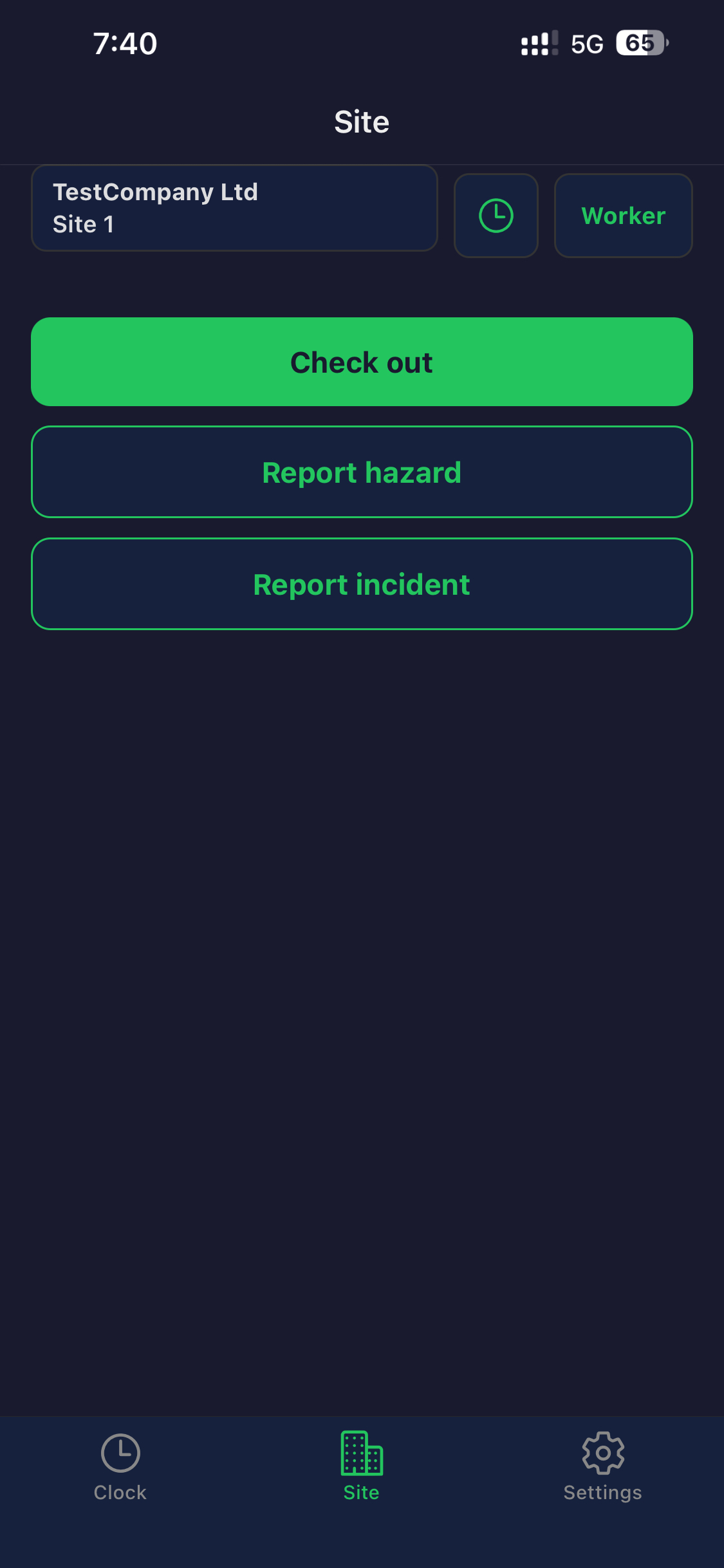 Site screen showing checkout and reporting actions in the mobile app